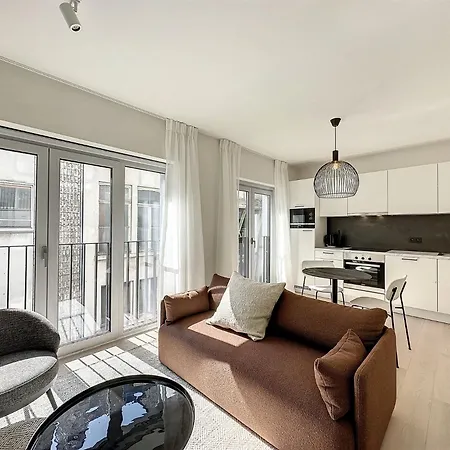 Herberg Night Paradise Luik